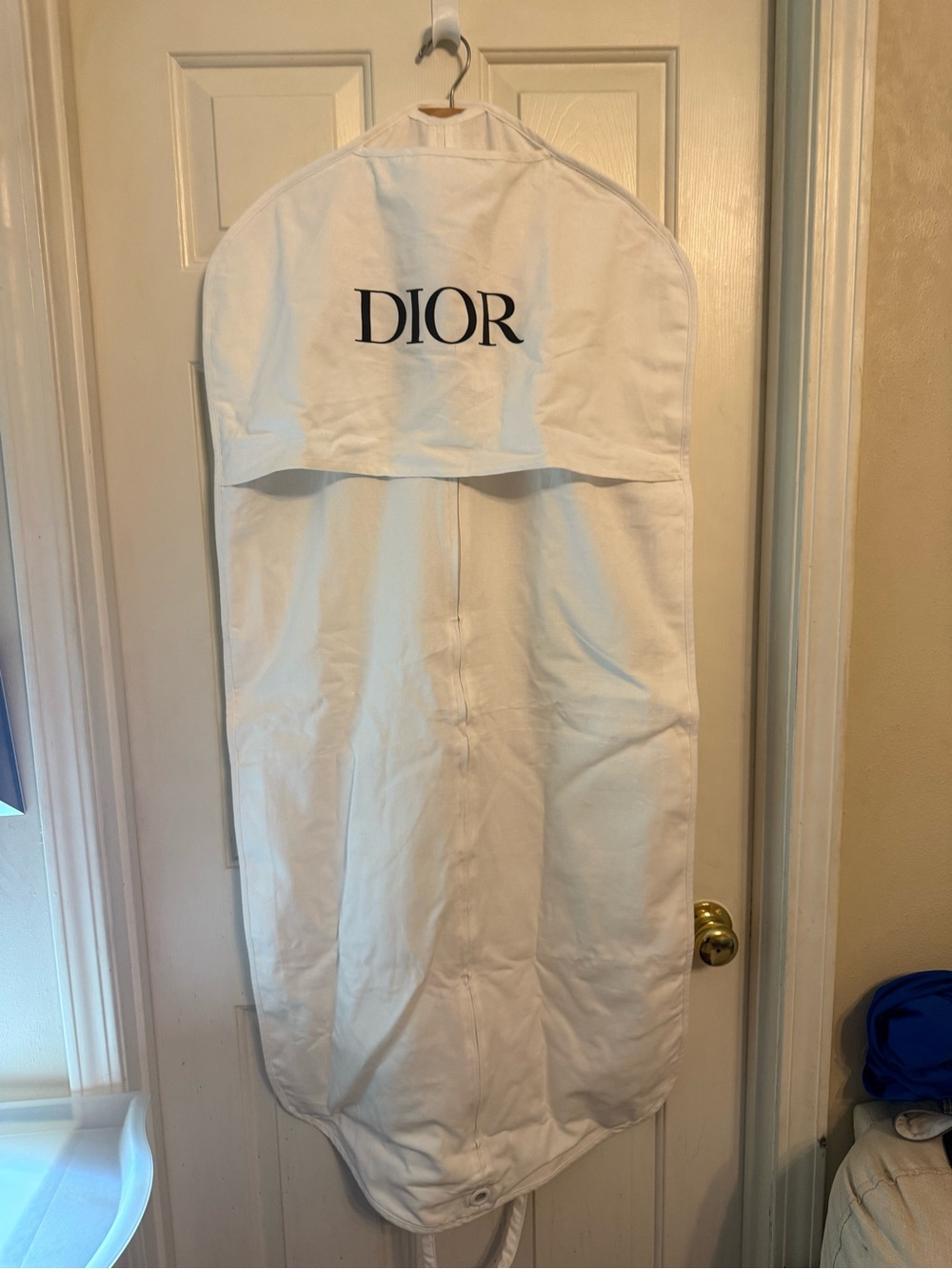 Dior White Garment Bag-Large/Full Length